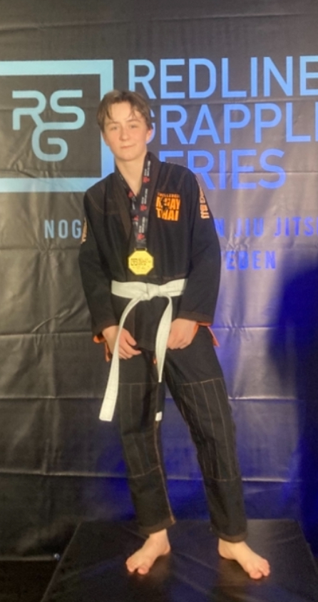 Emil guldmedaljör Redline Grappling Series #1 2025